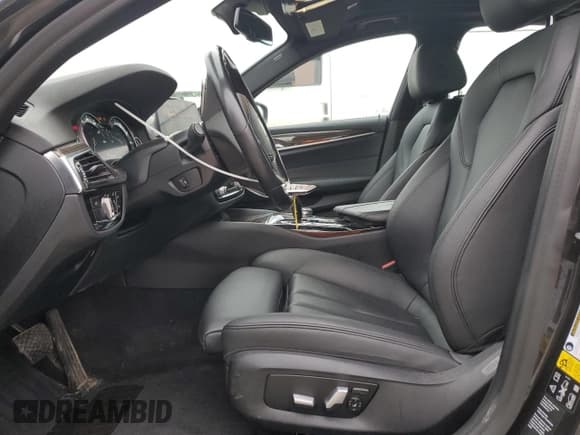 ✅ 2018 BMW 5 Series 530i xDrive • VIN: WBAJA7C5XJWA74901 • Lot: 53979455. Listed on Copart with 42,865 mi. Free auction sales archive from the USA and detailed vehicle history report at DreamBid. Image 7.