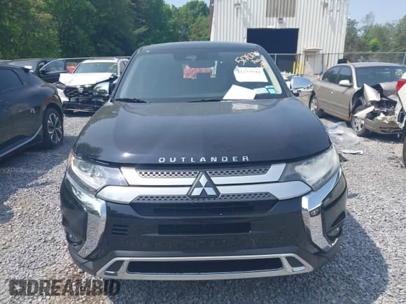 ✅ 2020 Mitsubishi Outlander SE • VIN: JA4AD3A32LZ011756 • Lot: 42379594. Listed on IAAI with 53,742 mi. Free auction sales archive from the USA and detailed vehicle history report at DreamBid. Image 11.