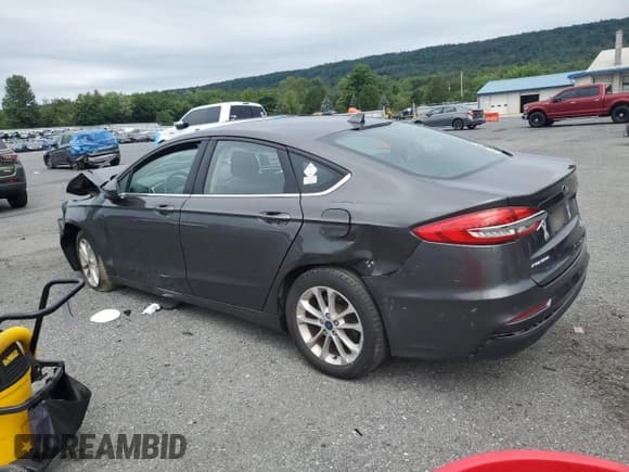 ✅ 2020 Ford Fusion SE • VIN: 3FA6P0HD0LR103121 • Lot: 69289115. Wystawiony na Copart z przebiegiem 97 091 mil. Bezpłatny archiwum sprzedaży aukcyjnych z USA i szczegółowy raport historii pojazdu na DreamBid. Zdjęcie 2.
