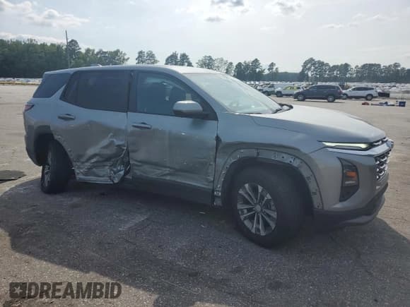 ✅ 2025 Chevrolet Equinox FWD LT • VIN: 3GNAXHEGXSL102987 • Lot: 70040305. Wystawiony na Copart z przebiegiem 17 526 mil. Bezpłatny archiwum sprzedaży aukcyjnych z USA i szczegółowy raport historii pojazdu na DreamBid. Zdjęcie 4.