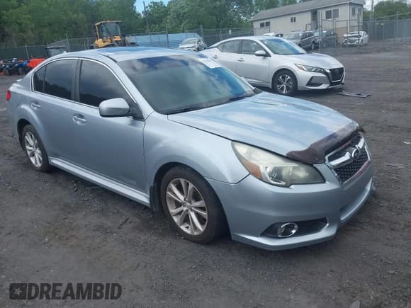 ✅ 2013 Subaru Legacy Limited • VIN: 4S3BMBK62D3028364 • Lot: 42550949. Listed on IAAI with 201,712 mi. Free auction sales archive from the USA and detailed vehicle history report at DreamBid. Image 1.