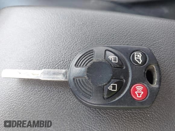 ✅ 2015 Ford Transit Connect XLT • VIN: NM0GS9F70F1224404 • Лот: 41974954. Опубликован ранее на IAAI с пробегом 190 651 миль. Бесплатный доступ к архиву аукционных продаж из США и подробный отчёт об истории автомобиля на DreamBid. Изображение 11.