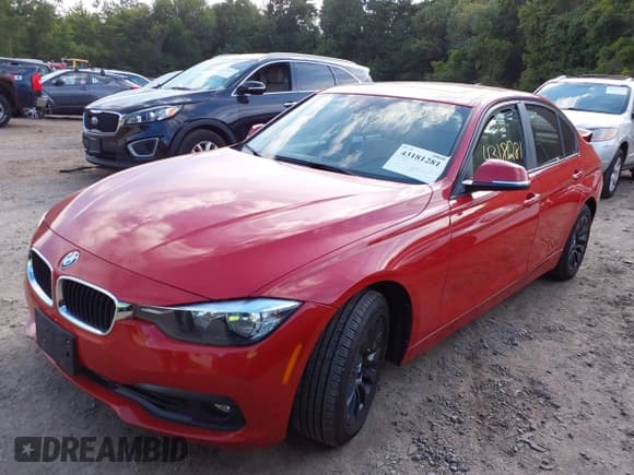 ✅ 2016 BMW 3 Series 320i xDrive • VIN: WBA8A3C58GK551412 • Lot: 43181281. Listed on IAAI with 77,677 mi. Free auction sales archive from the USA and detailed vehicle history report at DreamBid. Image 2.