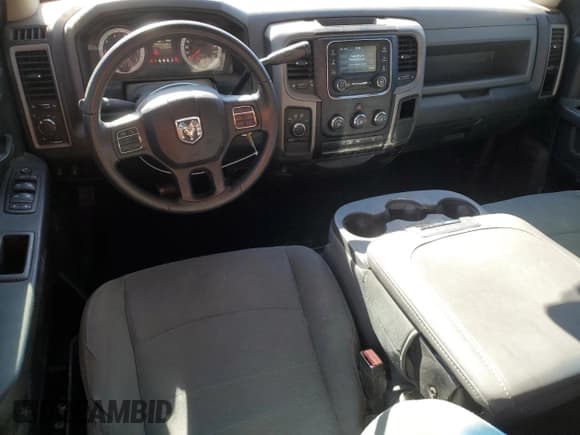 ✅ 2015 Ram 2500 Tradesman • VIN: 3C6TR5CT0FG566418 • Lot: 41986405. Wystawiony na Copart z przebiegiem 101 287 mil. Bezpłatny archiwum sprzedaży aukcyjnych z USA i szczegółowy raport historii pojazdu na DreamBid. Zdjęcie 8.