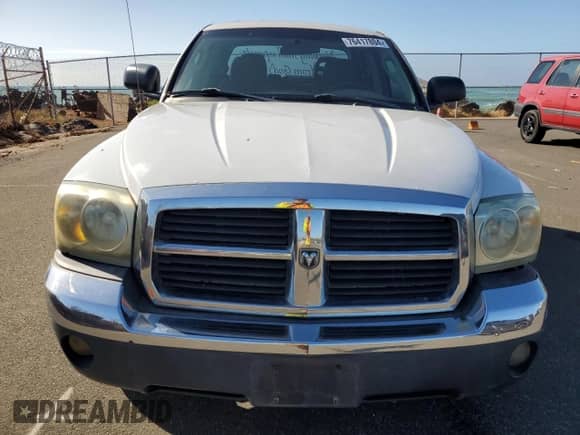 2005 Dodge Dakota SLT with VIN 1D7HE48N05S112861, listed as a Copart auction lot 76417804 with 165,870 mi miles and Salvage title. Bid and sale history available at DreamBid. Image 5.