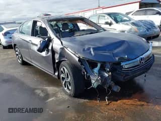 2017 Honda Accord EX-L с VIN 1HGCR2F82HA168709, выставлен на аукционе IAAI как лот 43456493 с пробегом 86 289 миль миль и . История ставок и продаж доступна на DreamBid. Изображение 1.