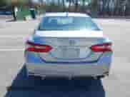 2019 Toyota Camry LE z VIN 4T1B11HK5KU719169, wystawiony jako IAAI lot #41972503 z przebiegiem 194 259 mil mil oraz . Historia ofert i sprzedaży dostępna na DreamBid. Obrazek 16.