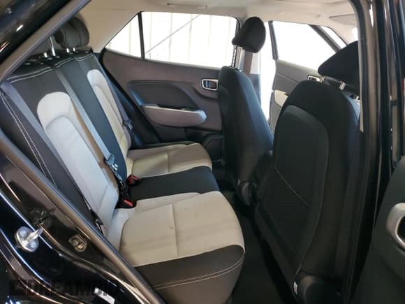 ✅ 2025 Hyundai Venue SEL • VIN: KMHRC8A35SU354013 • Лот: 91223075. Опубликован ранее на Copart с пробегом 18 632 миль. Бесплатный доступ к архиву аукционных продаж из США и подробный отчёт об истории автомобиля на DreamBid. Изображение 11.