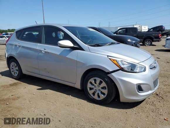 ✅ 2017 Hyundai Accent SE • VIN: KMHCT5AE4HU309028 • Лот: 64221164. Опубликован ранее на Copart с пробегом 93 983 миль. Бесплатный доступ к архиву аукционных продаж из США и подробный отчёт об истории автомобиля на DreamBid. Изображение 4.
