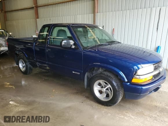 ✅ 2001 Chevrolet S-10 LS • VIN: 1GCCS19561K159493 • Лот: 55622415. Опубликован ранее на Copart с пробегом 86 979 миль. Бесплатный доступ к архиву аукционных продаж из США и подробный отчёт об истории автомобиля на DreamBid. Изображение 4.