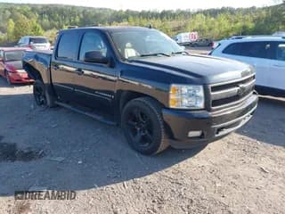 ✅ 2007 Chevrolet Silverado 1500 1LT • VIN: 2GCEC13JX71585434 • Лот: 42062210. Опубликован ранее на IAAI с пробегом 271 571 миль. Бесплатный доступ к архиву аукционных продаж из США и подробный отчёт об истории автомобиля на DreamBid. Изображение 1.