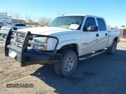 ✅ 2004 Chevrolet Silverado 2500HD LT3 • VIN: 1GCHK23G24F129507 • Лот: 41424301. Опубликован ранее на IAAI с пробегом 186 601 миль. Бесплатный доступ к архиву аукционных продаж из США и подробный отчёт об истории автомобиля на DreamBid. Изображение 2.