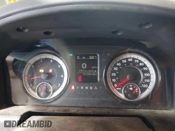 ✅ 2018 Ram 2500 Tradesman • VIN: 3C6UR5CJ5JG387187 • Lot: 42868348. Listed on IAAI with 61,094 mi. Free auction sales archive from the USA and detailed vehicle history report at DreamBid. Image 7.