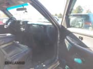 ✅ 2001 Chevrolet Silverado 2500HD LS • VIN: 1GCHK29161E337880 • Lot: 43442333. Listed on IAAI with 174,128 mi. Free auction sales archive from the USA and detailed vehicle history report at DreamBid. Image 5.