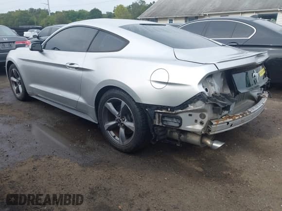 ✅ 2015 Ford Mustang V6 • VIN: 1FA6P8AM3F5389076 • Lot: 43320824. Listed on IAAI with 125,113 mi. Free auction sales archive from the USA and detailed vehicle history report at DreamBid. Image 3.