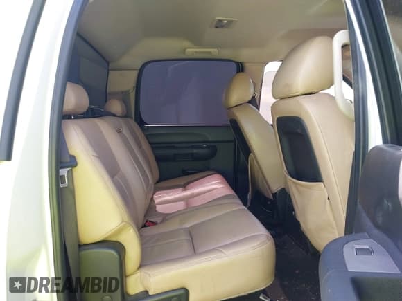 ✅ 2009 Chevrolet Silverado 1500 LT • VIN: 3GCEK23M79G289638 • Lot: 39254482. Listed on IAAI with 165,372 mi. Free auction sales archive from the USA and detailed vehicle history report at DreamBid. Image 8.