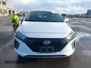 ✅ 2019 Hyundai Ioniq Blue • VIN: KMHC65LC9KU179340 • Lot: 41247946. Wystawiony na IAAI z przebiegiem 160 751 mil. Bezpłatny archiwum sprzedaży aukcyjnych z USA i szczegółowy raport historii pojazdu na DreamBid. Zdjęcie 12.