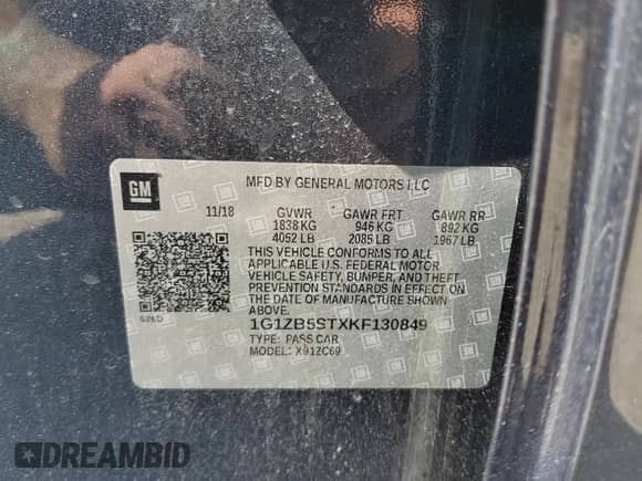 2019 Chevrolet Malibu LS z VIN 1G1ZB5STXKF130849, wystawiony jako Copart lot #83990955 z przebiegiem 98 955 mil mil oraz Szkoda całkowita • Salvage title. Historia ofert i sprzedaży dostępna na DreamBid. Obrazek 12.