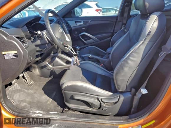 ✅ 2016 Hyundai Veloster Turbo Rally Edition • VIN: KMHTC6AEXGU289940 • Лот: 95263385. Опубликован ранее на Copart с пробегом 57 476 миль. Бесплатный доступ к архиву аукционных продаж из США и подробный отчёт об истории автомобиля на DreamBid. Изображение 7.