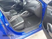 ✅ 2013 Hyundai Veloster Turbo • VIN: KMHTC6AE8DU176516 • Lot: 43166189. Wystawiony na IAAI z przebiegiem 69 989 mil. Bezpłatny archiwum sprzedaży aukcyjnych z USA i szczegółowy raport historii pojazdu na DreamBid. Zdjęcie 5.