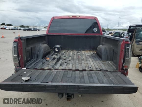 ✅ 2005 Chevrolet Silverado 1500 LS • VIN: 2GCEC13T051252318 • Лот: 74456324. Опубликован ранее на Copart с пробегом 174 984 миль. Бесплатный доступ к архиву аукционных продаж из США и подробный отчёт об истории автомобиля на DreamBid. Изображение 6.