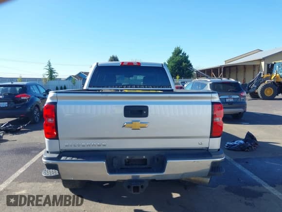 ✅ 2015 Chevrolet Silverado 2500HD LT • VIN: 1GC1KVE83FF653342 • Lot: 41970275. Listed on IAAI with 130,535 mi. Free auction sales archive from the USA and detailed vehicle history report at DreamBid. Image 17.