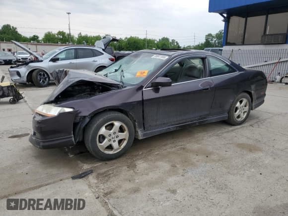 ✅ 1998 Honda Accord EX • VIN: 1HGCG2252WA012720 • Lot: 59841995. Listed on Copart with Not provided. Free auction sales archive from the USA and detailed vehicle history report at DreamBid. Image 1.