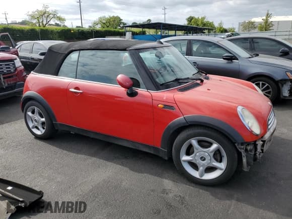 ✅ 2008 MINI Convertible • VIN: WMWRF33558TG18147 • Lot: 53547385. Listed on Copart with 131,458 mi. Free auction sales archive from the USA and detailed vehicle history report at DreamBid. Image 4.