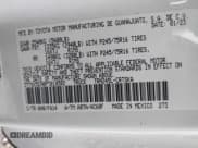 ✅ 2023 Toyota Tacoma SR • VIN: 3TYSX5EN0PT018502 • Lot: 43780263. Wystawiony na IAAI z przebiegiem 71 566 mil. Bezpłatny archiwum sprzedaży aukcyjnych z USA i szczegółowy raport historii pojazdu na DreamBid. Zdjęcie 9.