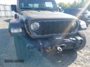 ✅ 2020 Jeep Gladiator Sport S • VIN: 1C6HJTAG0LL216406 • Lot: 41991629. Wystawiony na IAAI z przebiegiem 180 125 mil. Bezpłatny archiwum sprzedaży aukcyjnych z USA i szczegółowy raport historii pojazdu na DreamBid. Zdjęcie 6.