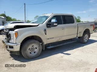 ✅ 2017 Ford F-250 Lariat • VIN: 1FT7W2BT5HED78331 • Lot: 55820365. Listed on Copart with 151,323 mi. Free auction sales archive from the USA and detailed vehicle history report at DreamBid. Image 1.