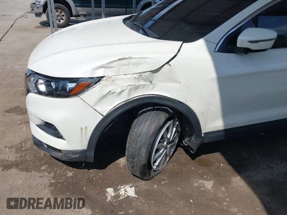 ✅ 2020 Nissan Rogue S • VIN: JN1BJ1CW8LW651750 • Lot: 42582154. Listed on IAAI with 57,743 mi. Free auction sales archive from the USA and detailed vehicle history report at DreamBid. Image 6.