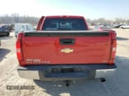 ✅ 2010 Chevrolet Silverado 1500 • VIN: 3GCXKTE24AG233395 • Lot: 49050065. Wystawiony na Copart z przebiegiem 150 481 mil. Bezpłatny archiwum sprzedaży aukcyjnych z USA i szczegółowy raport historii pojazdu na DreamBid. Zdjęcie 6.