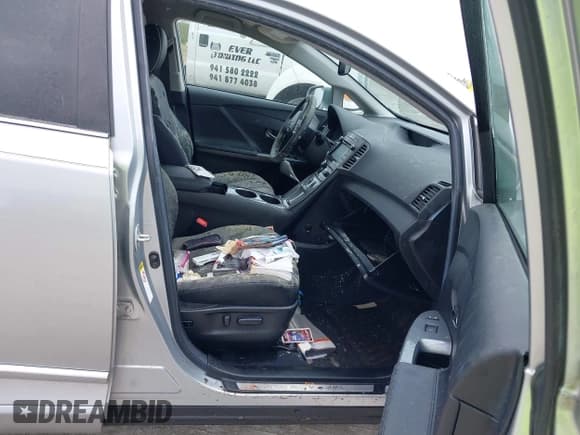 ✅ 2015 Toyota Venza XLE • VIN: 4T3BK3BB3FU114579 • Lot: 40569485. Listed on IAAI with Not provided. Free auction sales archive from the USA and detailed vehicle history report at DreamBid. Image 5.