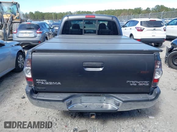 ✅ 2011 Toyota Tacoma PreRunner • VIN: 5TFTU4GN1BX008774 • Лот: 41714360. Опубликован ранее на IAAI с пробегом 120 690 миль. Бесплатный доступ к архиву аукционных продаж из США и подробный отчёт об истории автомобиля на DreamBid. Изображение 16.