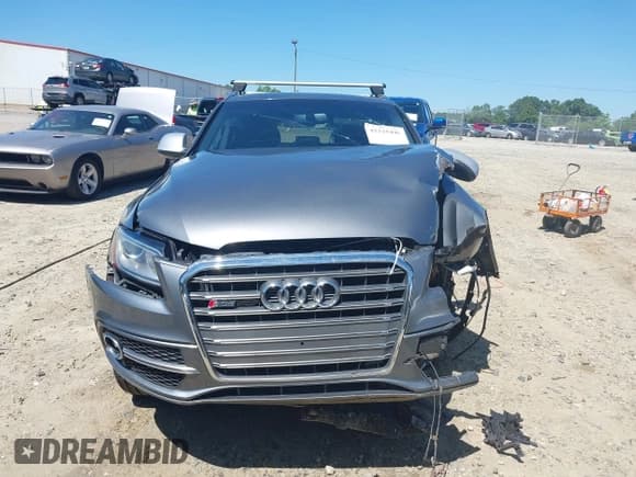 ✅ 2014 Audi SQ5 Prestige • VIN: WA1VGAFP6EA011608 • Lot: 42325446. Listed on IAAI with 114,867 mi. Free auction sales archive from the USA and detailed vehicle history report at DreamBid. Image 12.