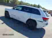 2020 Jeep Grand Cherokee Altitude z VIN 1C4RJEAG0LC245039, wystawiony jako IAAI lot #43335958 z przebiegiem 37 357 mil mil oraz . Historia ofert i sprzedaży dostępna na DreamBid. Obrazek 3.