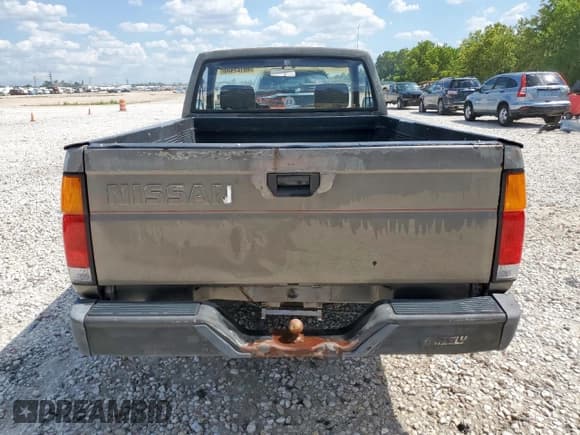 ✅ 1989 Nissan Hardbody • VIN: 1N6ND11S5KC407326 • Lot: 66127455. Wystawiony na Copart z przebiegiem 100 227 mil. Bezpłatny archiwum sprzedaży aukcyjnych z USA i szczegółowy raport historii pojazdu na DreamBid. Zdjęcie 6.