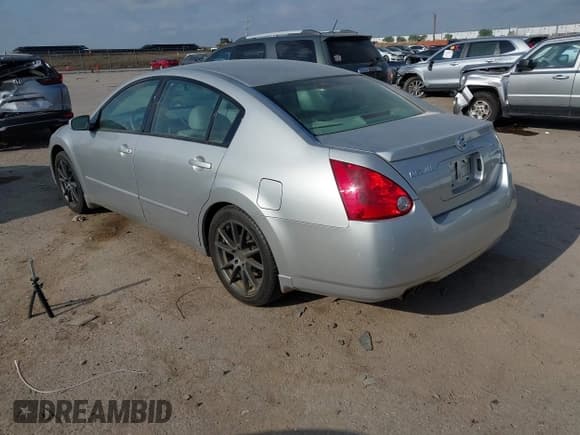 ✅ 2004 Nissan Maxima SL • VIN: 1N4BA41E74C853609 • Lot: 42053745. Listed on IAAI with 153,384 mi. Free auction sales archive from the USA and detailed vehicle history report at DreamBid. Image 3.