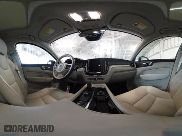 ✅ 2024 Volvo XC60 Plus Dark Theme • VIN: YV4H60DL5R1782435 • Lot: 42910415. Listed on IAAI with 30,065 mi. Free auction sales archive from the USA and detailed vehicle history report at DreamBid. Image 20.