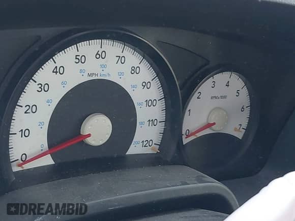 2008 Dodge Dakota SXT z VIN 1D7HW38K78S504060, wystawiony jako IAAI lot #41640644 z przebiegiem Nie podano mil oraz . Historia ofert i sprzedaży dostępna na DreamBid. Obrazek 15.