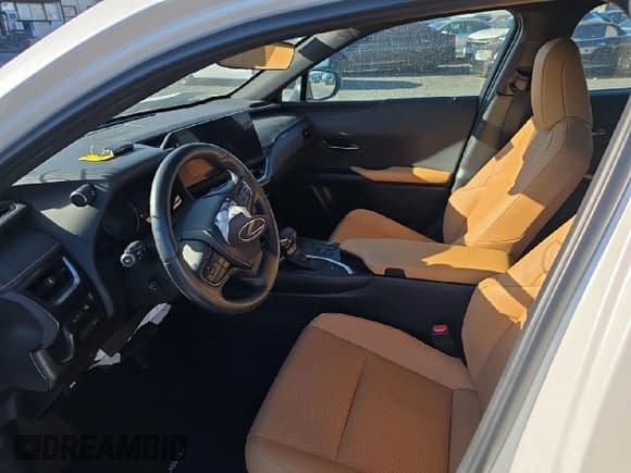 ✅ 2023 Lexus UX 250h Premium • VIN: JTHP9JBH5P2067865 • Lot: 48177135. Listed on Copart with 26,139 mi. Free auction sales archive from the USA and detailed vehicle history report at DreamBid. Image 7.