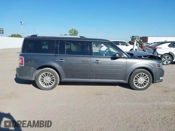 ✅ 2019 Ford Flex SEL • VIN: 2FMGK5C84KBA38853 • Lot: 43422019. Listed on IAAI with 107,895 mi. Free auction sales archive from the USA and detailed vehicle history report at DreamBid. Image 13.