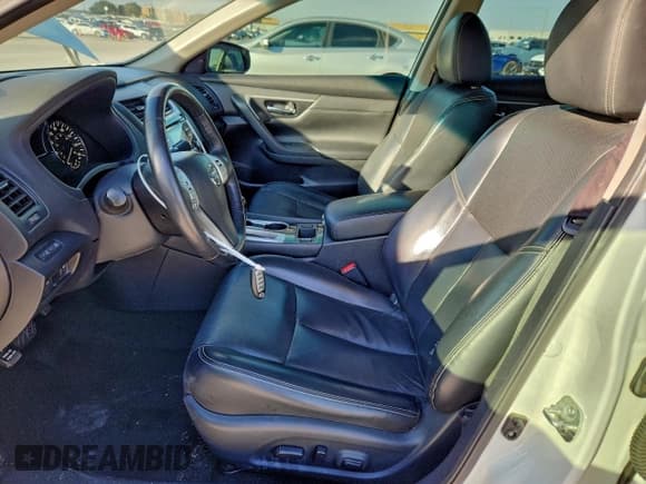 ✅ 2018 Nissan Altima S • VIN: 1N4AL3AP6JC181409 • Lot: 94826175. Wystawiony na Copart z przebiegiem 198 492 mil. Bezpłatny archiwum sprzedaży aukcyjnych z USA i szczegółowy raport historii pojazdu na DreamBid. Zdjęcie 7.