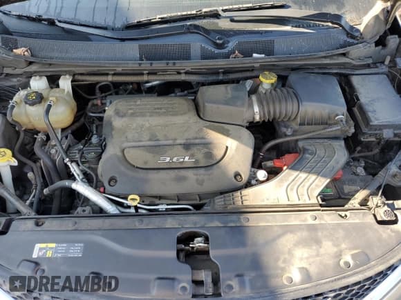 ✅ 2017 Chrysler Pacifica LX • VIN: 2C4RC1CG9HR815957 • Lot: 82603175. Listed on Copart with 221,074 mi. Free auction sales archive from the USA and detailed vehicle history report at DreamBid. Image 12.