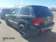 ✅ 2006 Jeep Grand Cherokee SRT-8 • VIN: 1J8HR78376C197409 • Lot: 43665962. Wystawiony na IAAI z przebiegiem 183 972 mil. Bezpłatny archiwum sprzedaży aukcyjnych z USA i szczegółowy raport historii pojazdu na DreamBid. Zdjęcie 3.