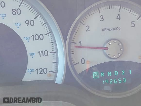 ✅ 2008 Dodge Durango SLT • VIN: 1D8HB48N18F121618 • Lot: 43696697. Wystawiony na IAAI z przebiegiem 192 653 mil. Bezpłatny archiwum sprzedaży aukcyjnych z USA i szczegółowy raport historii pojazdu na DreamBid. Zdjęcie 7.