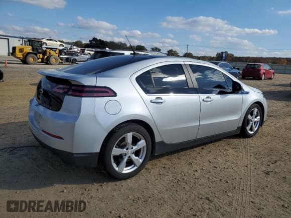 ✅ 2012 Chevrolet Volt • VIN: 1G1RA6E46CU121365 • Lot: 92049265. Wystawiony na Copart z przebiegiem 183 764 mil. Bezpłatny archiwum sprzedaży aukcyjnych z USA i szczegółowy raport historii pojazdu na DreamBid. Zdjęcie 3.