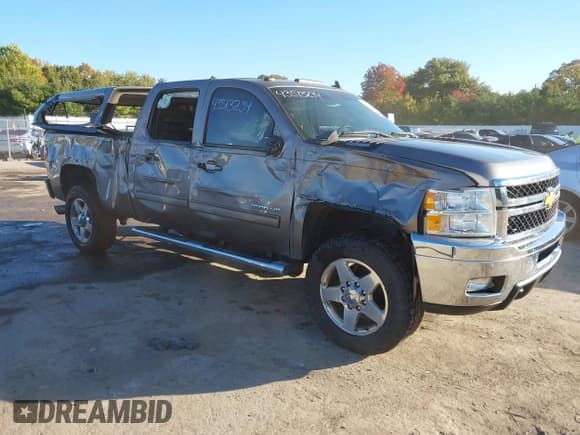 ✅ 2012 Chevrolet Silverado 2500HD LTZ • VIN: 1GC1KYE80CF162644 • Лот: 43513234. Опубликован ранее на IAAI с пробегом 162 492 миль. Бесплатный доступ к архиву аукционных продаж из США и подробный отчёт об истории автомобиля на DreamBid. Изображение 1.