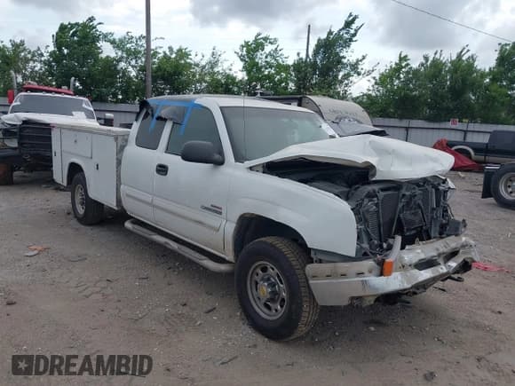 ✅ 2003 Chevrolet Silverado 2500HD LS • VIN: 1GCHC29113E249478 • Lot: 42145187. Listed on IAAI with 580,776 mi. Free auction sales archive from the USA and detailed vehicle history report at DreamBid. Image 1.